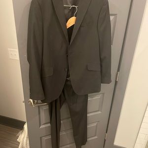 Two piece Kenneth Cole black suit. 44R